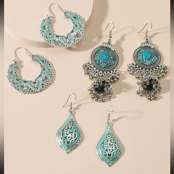 EMERY ROSE 3pairs Hollow Out Jhumka Earrings - Picture 3 of 3